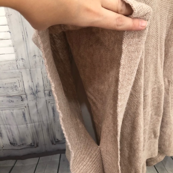 Love Stitch Small Poncho Sweater Cap Pocket Tan - Picture 8 of 13